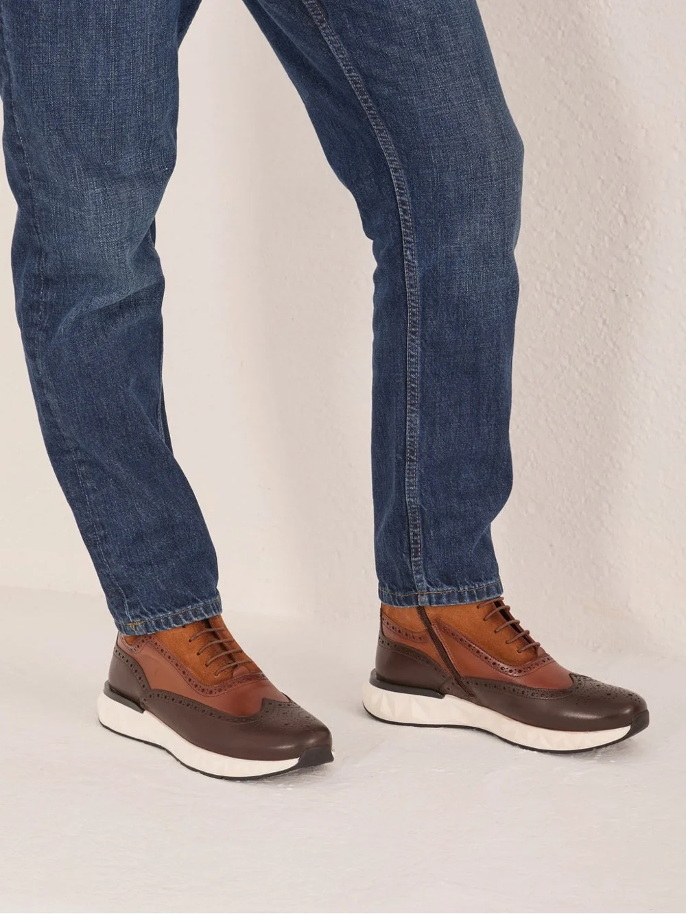Vinci Two-Tone Brown Wingtip Hybrid Sneaker Boots – Size 44 (US Men's 11)